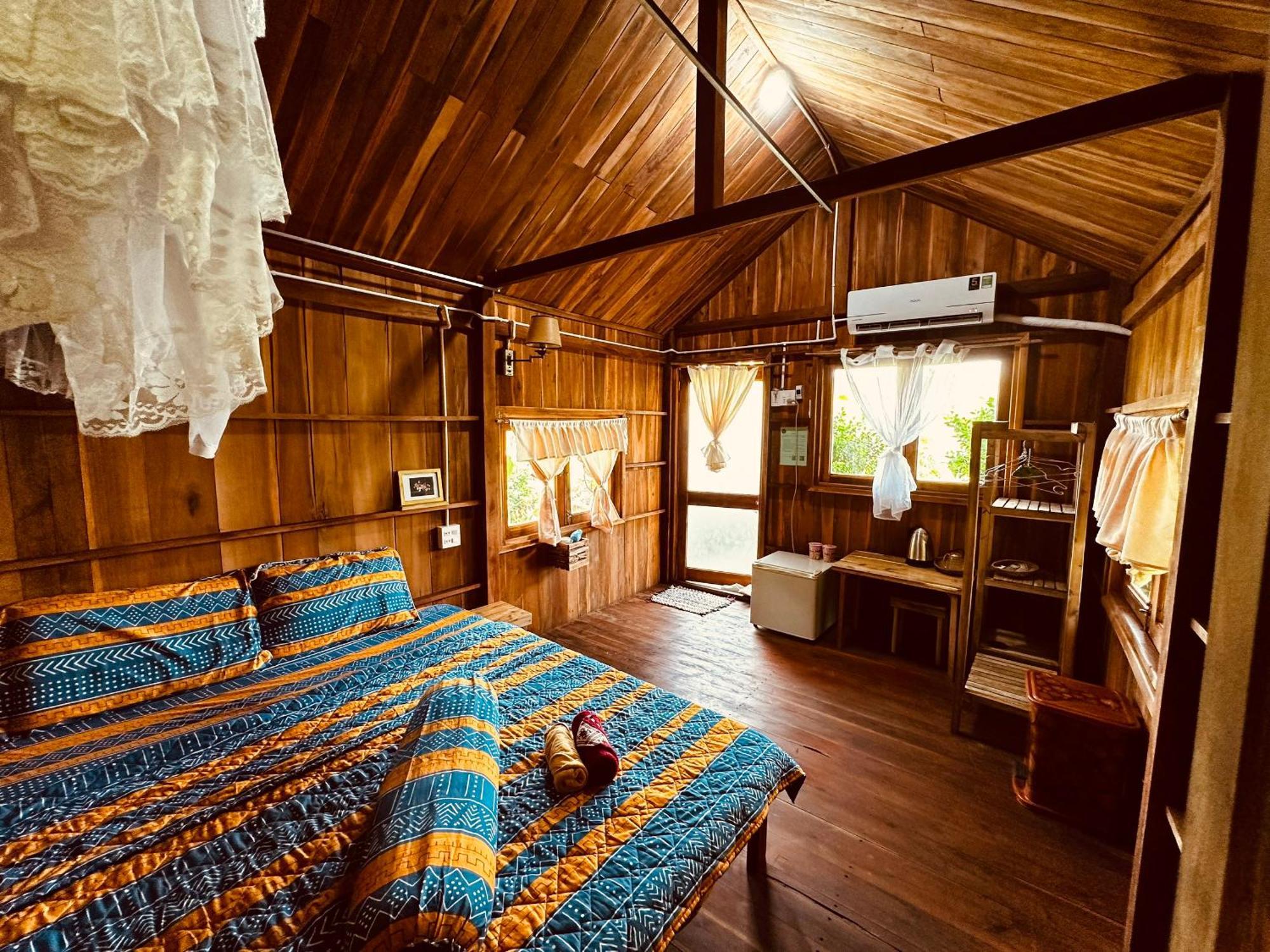 Bungalow - Farmstay Hoa Rừng U Minh Ca Mau Phòng bức ảnh